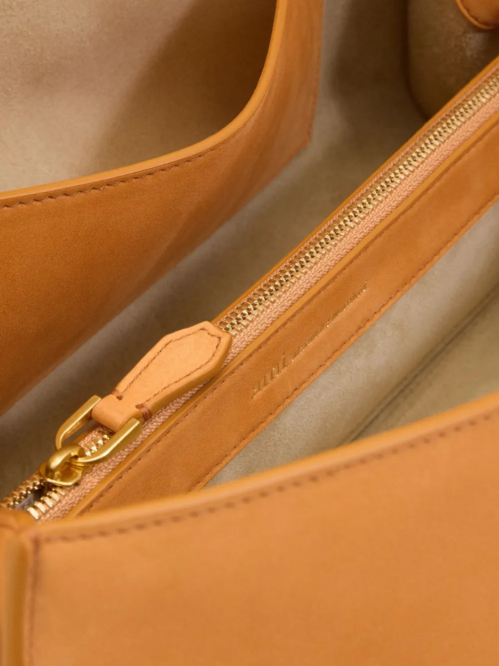 AMI cow leather small Mimi bag (SM)